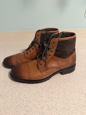 Johnston & Murphy Men's Brown Leather Lace-Up Boot with Quilted Collar Men’s 11